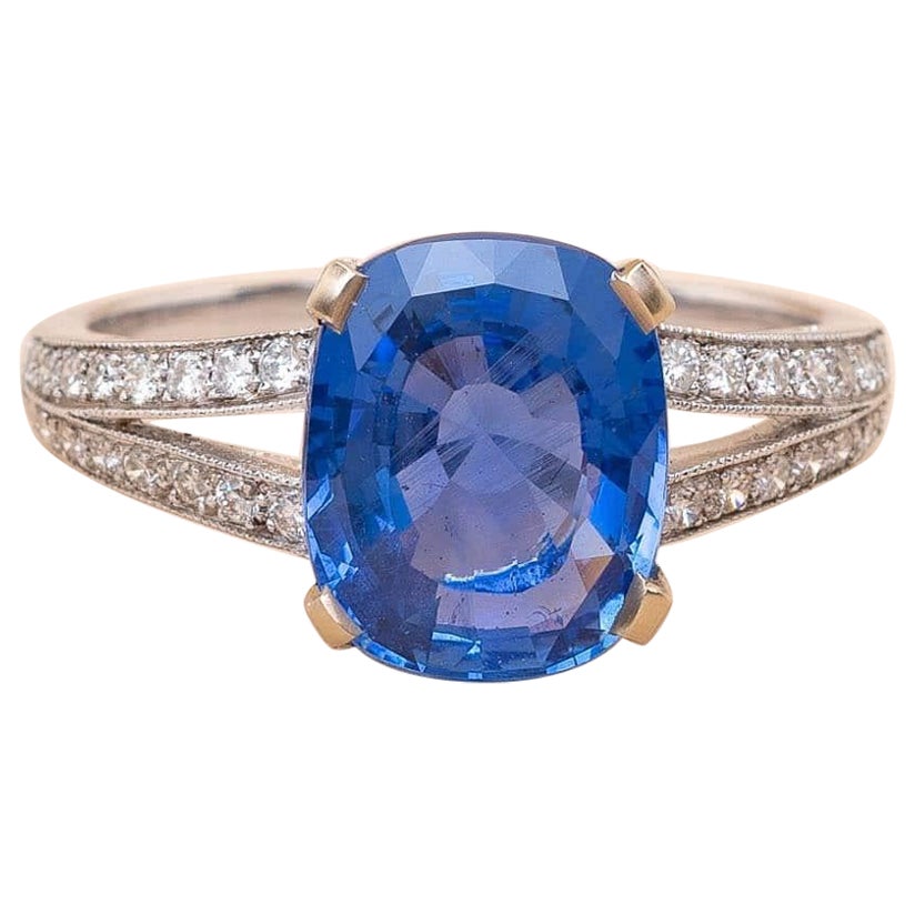 Gem Paris Certified 3.66 carat unheated sapphire ring For Sale