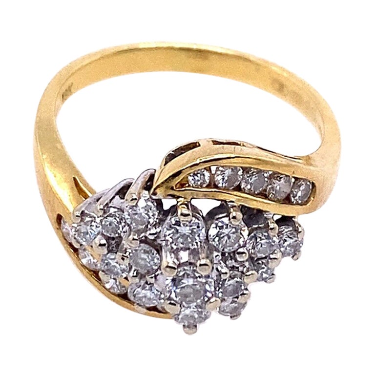 Cluster Ring Set with 0.70ct G/SI Diamonds in 18ct Yellow + White Gold For Sale