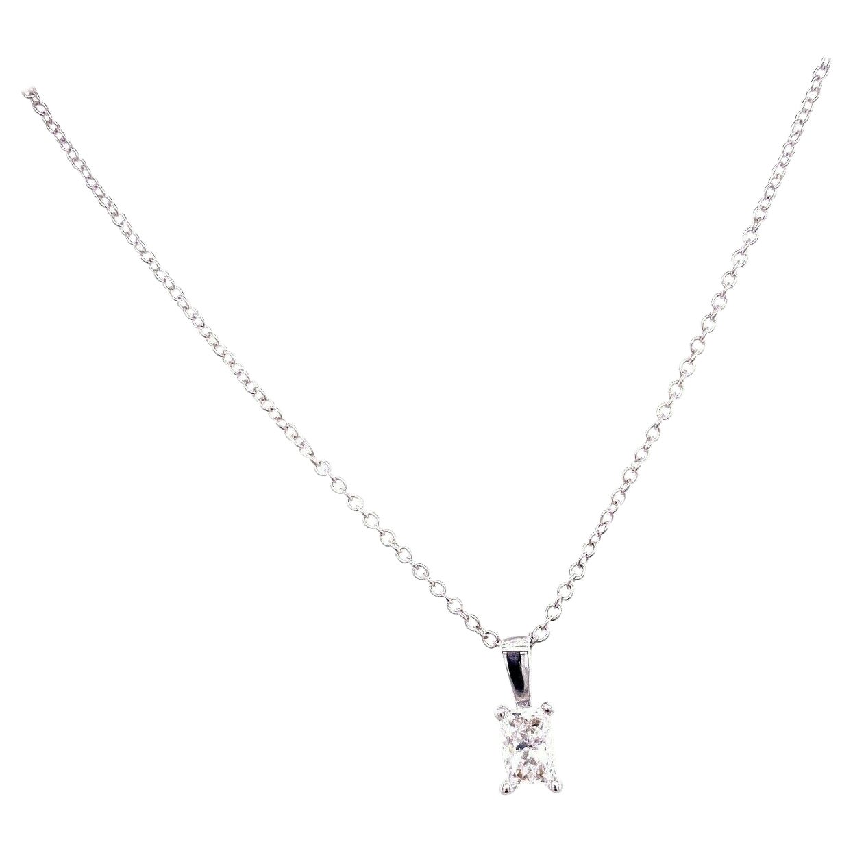 Princess Cut 0.35ct Diamond Pendant with Chain in 18ct White Gold For Sale