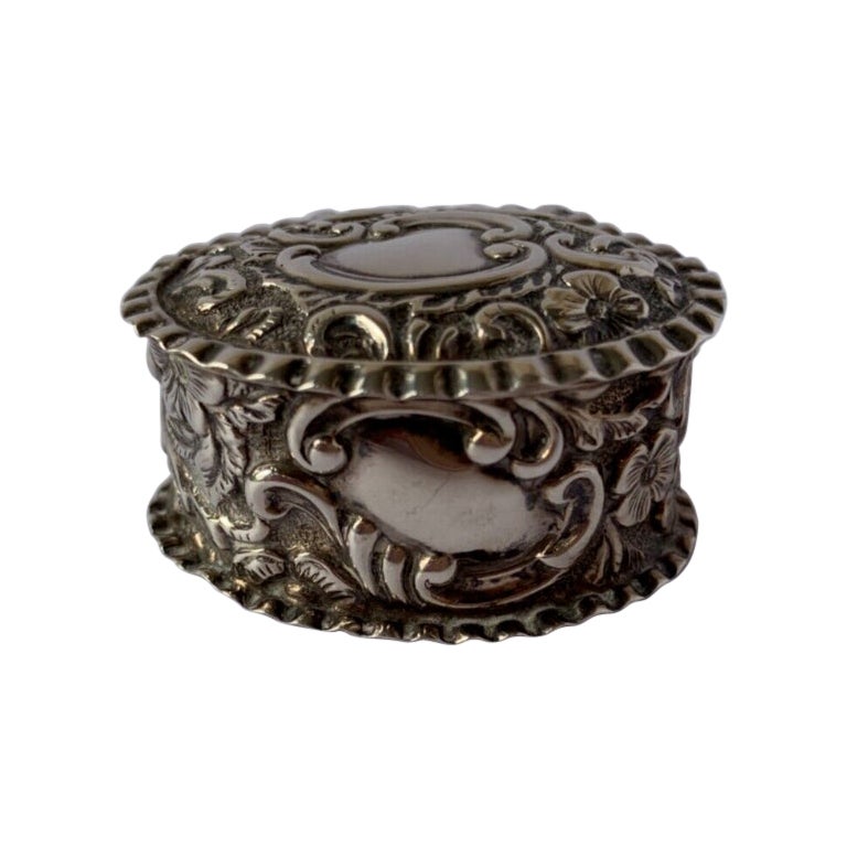 Victorian Sterling Silver Oval Pill Box, 1874 For Sale