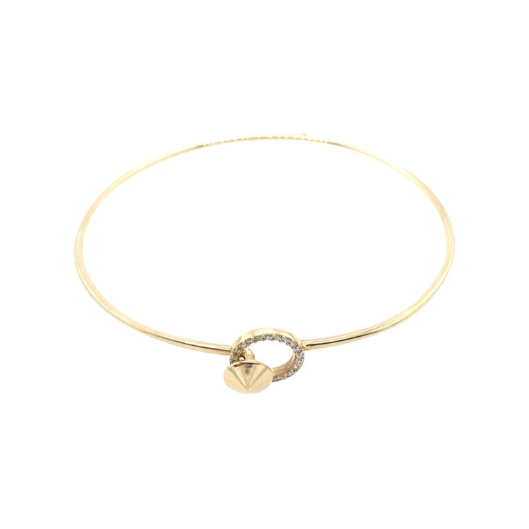 18ct Yellow Gold Diamond Bangle with 0.17ct of Diamonds In A Circle For Sale