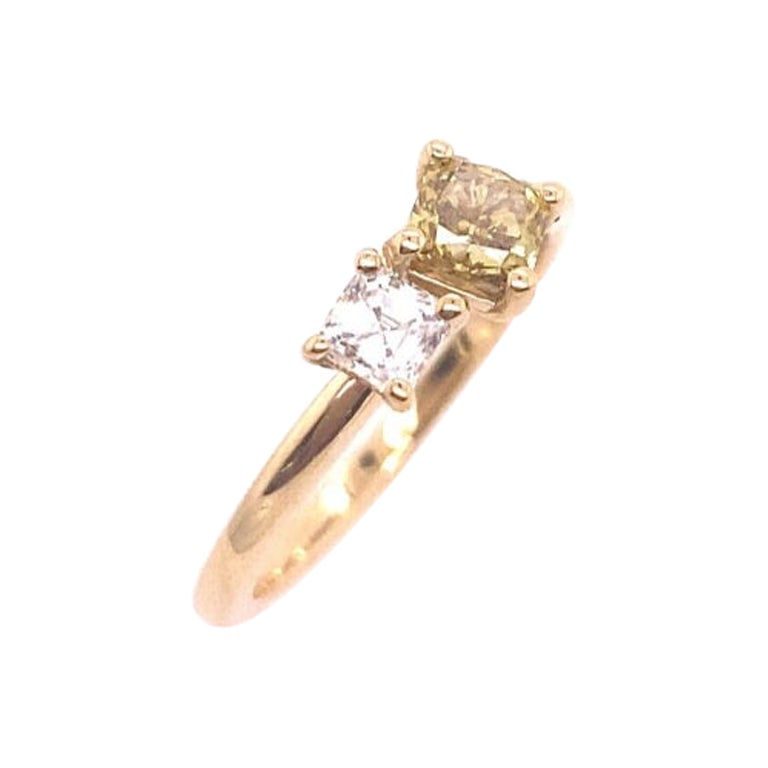 0.44ct Natural Yellow Square Diamond & 0.23ct G/VS Asscher Cut Diamond Ring For Sale