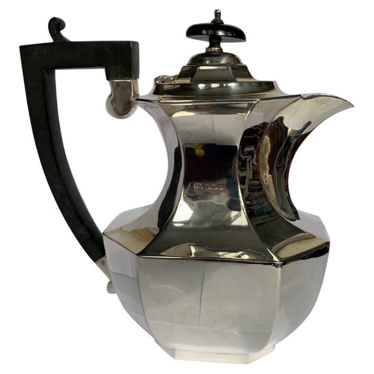 Sterling Silver Coffee Pot by Viner's Ltd, Emile Vine, 1930 For Sale