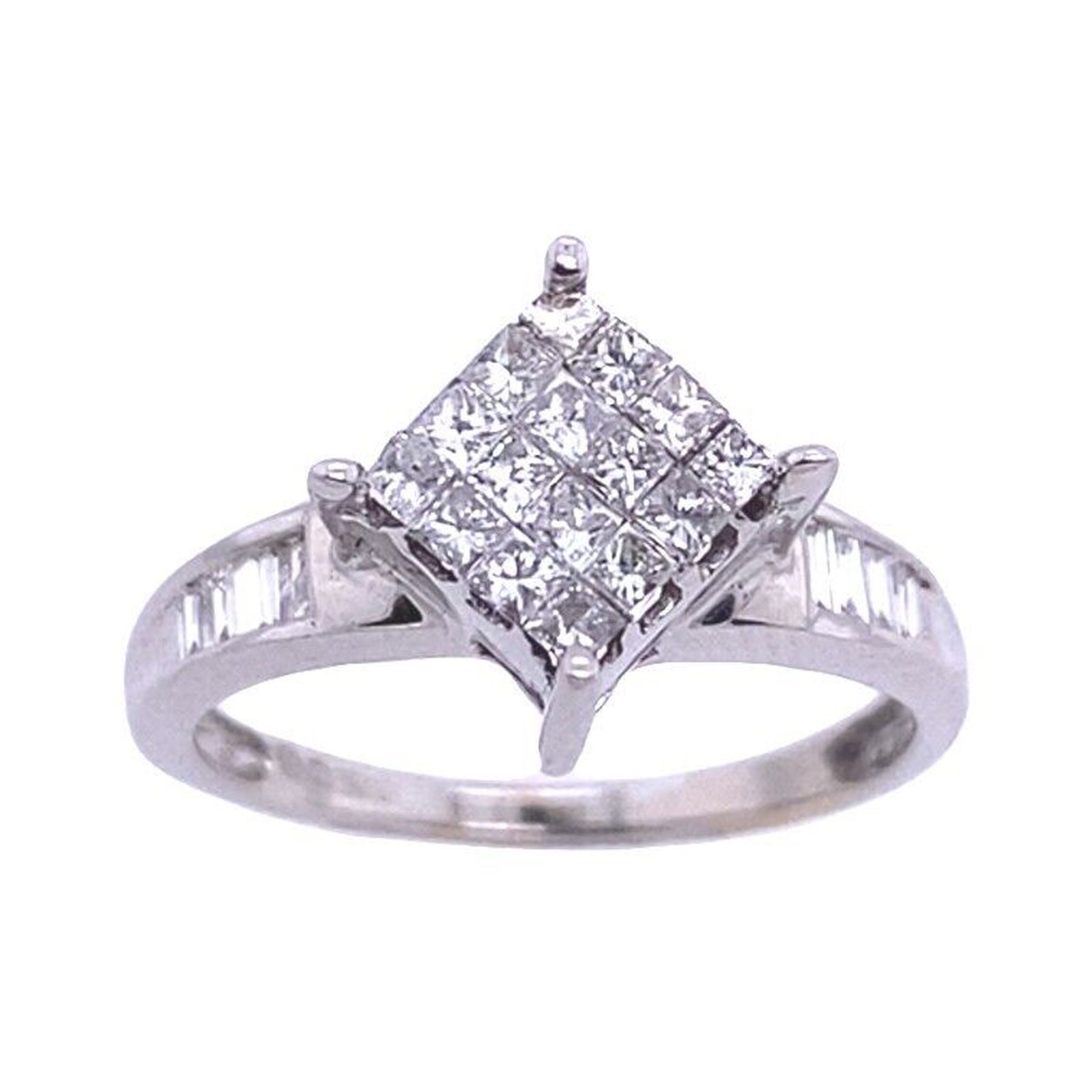 0.25ct Princess Cut Diamond Ring in 9ct White Gold For Sale at 1stDibs