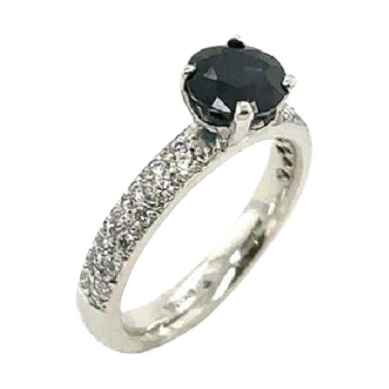 Pavee Set Blue Natural Sapphire & Diamond Ring in 18ct White Gold