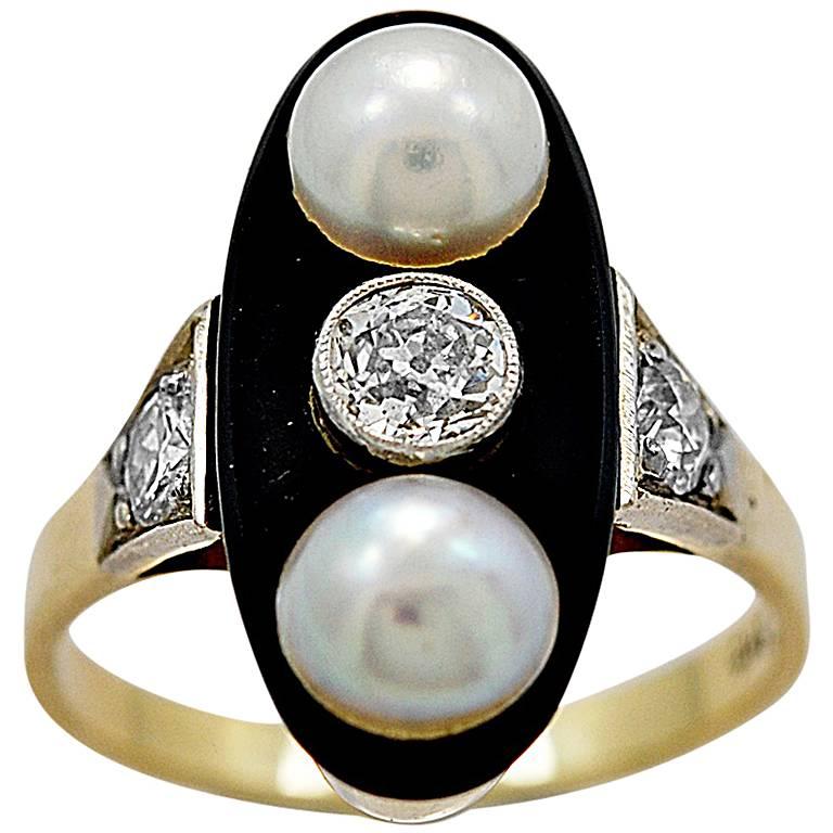 Antique Fashion Ring .40ct. Diamond, Pearl, Onyx & Gold Deco