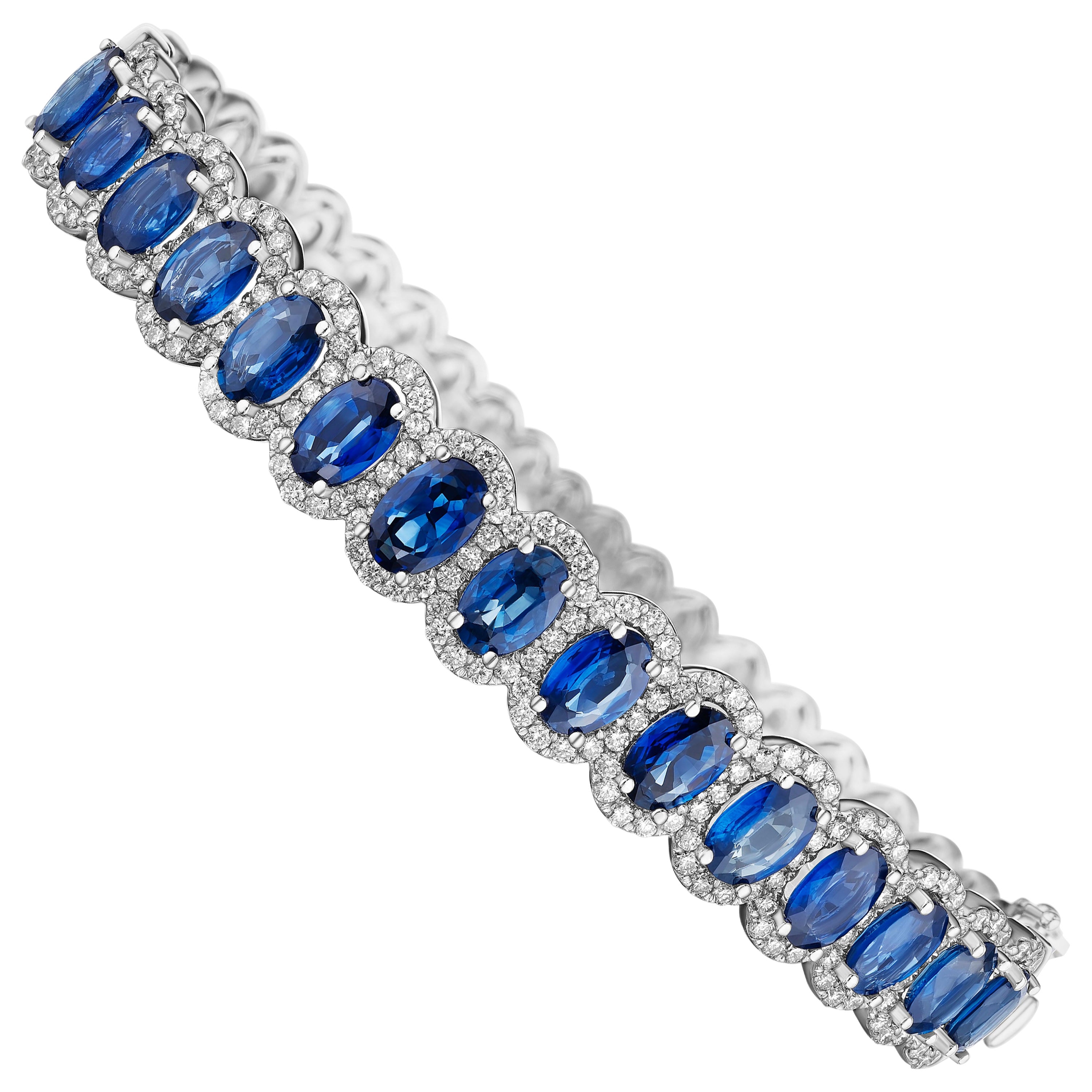 Bracelet jonc en or 14 carats, saphir ovale et diamant rond de 9,50 carats en vente