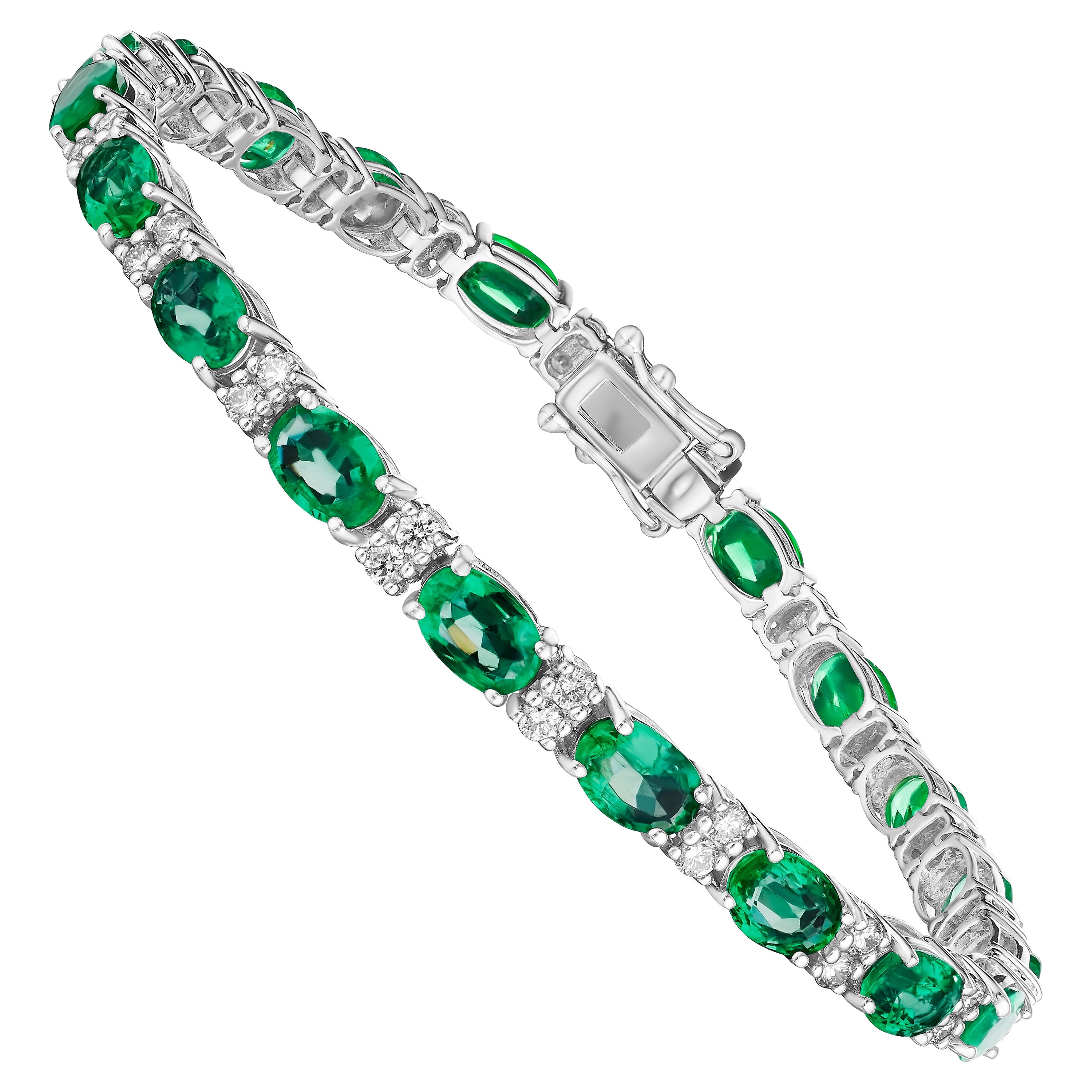 11.00ctw Oval Emerald & Round Diamond Bracelet in 14KT Gold For Sale
