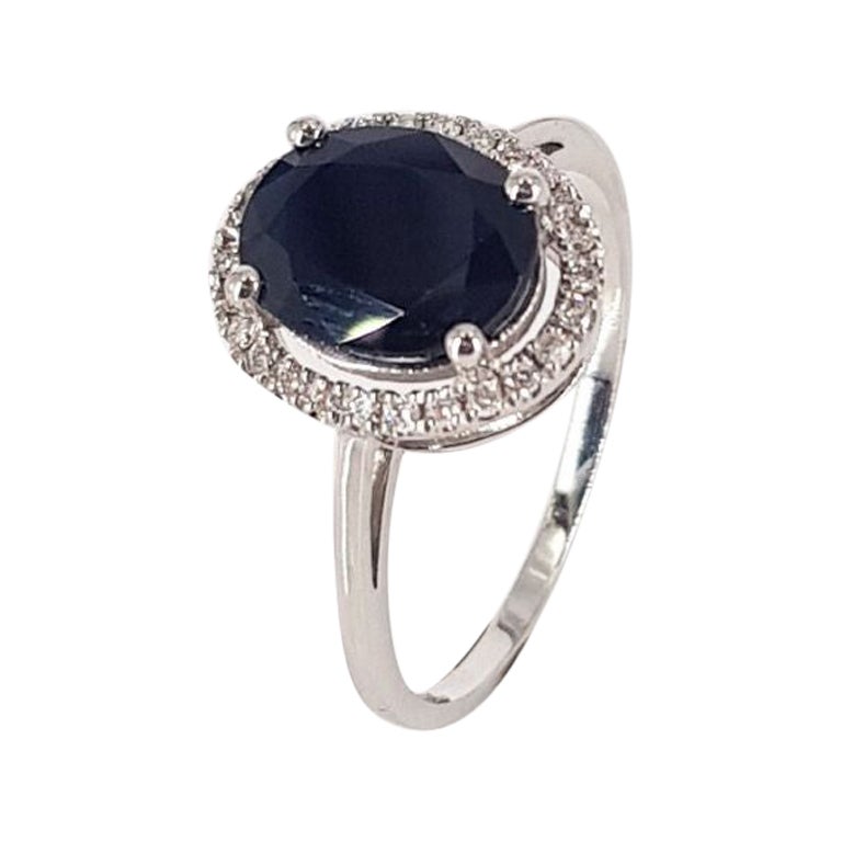 9ct White Gold Sapphire Ring For Sale