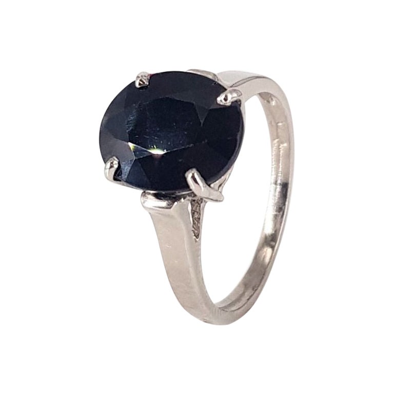 9ct White Gold Sapphire Ring