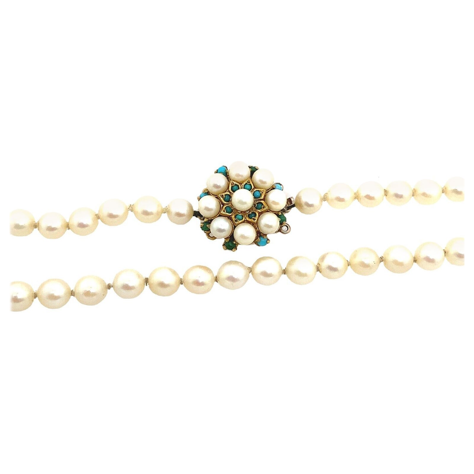 Vintage Cultured Pearl Necklace with 9ct Yellow Gold Clasp For Sale
