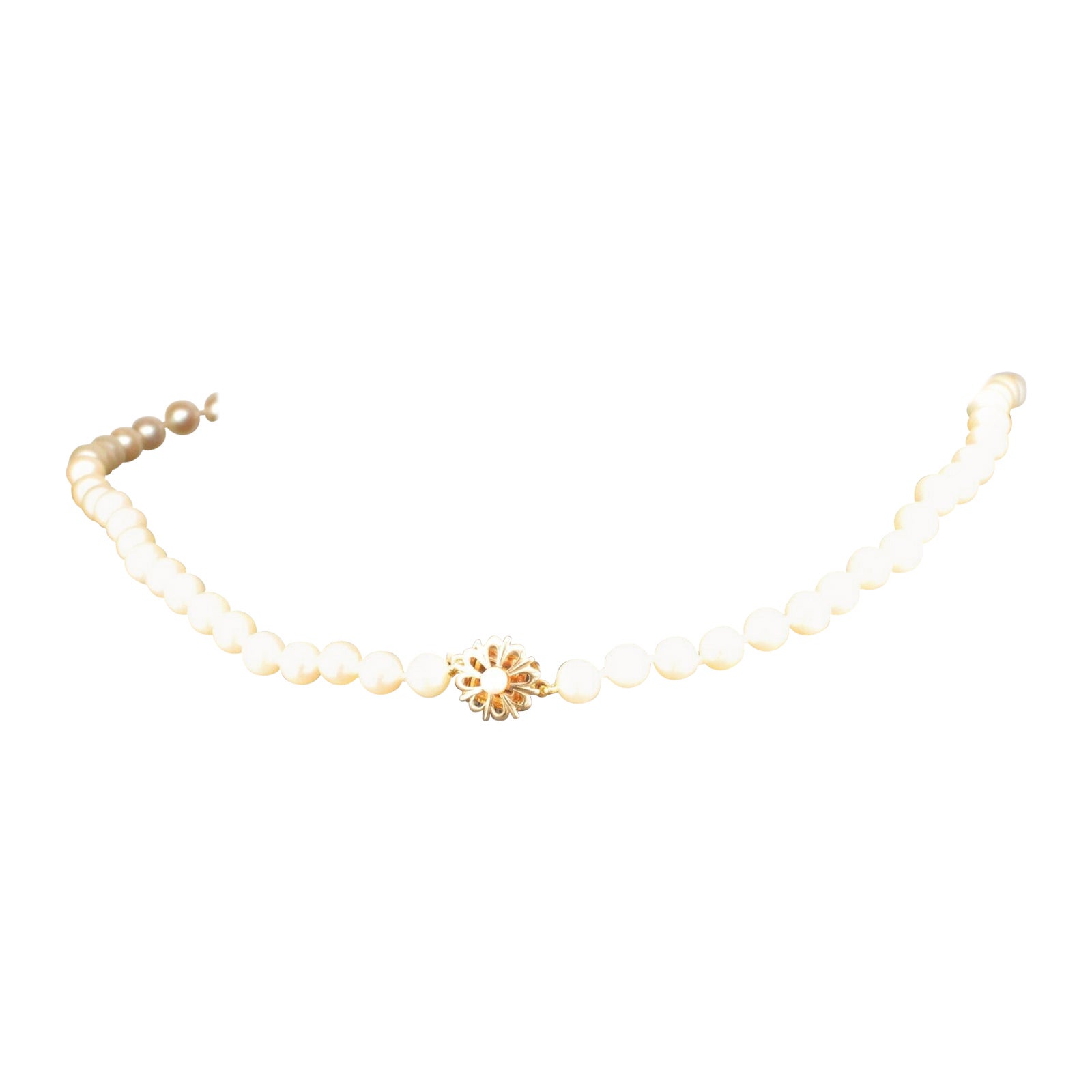 Cultured Pearl Necklace with Very Pretty 9ct Yellow Gold & Pearl Clasp For Sale