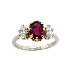 Vintage Platinum & 18ct Yellow Gold Oval 3 Stone Diamond and Ruby Ring