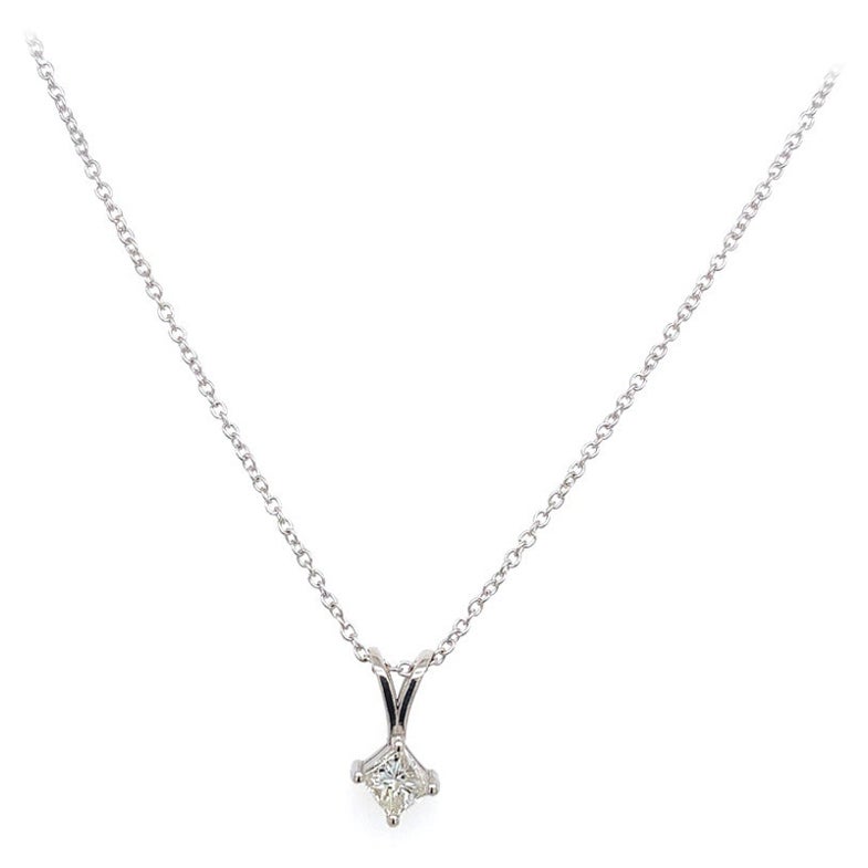 0.26ct Round Brilliant Cut Diamond Pendant with Chain in 18ct White Gold