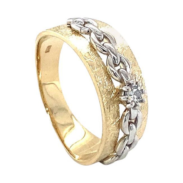 Round Cut Diamond Yellow Gold Band For Sale