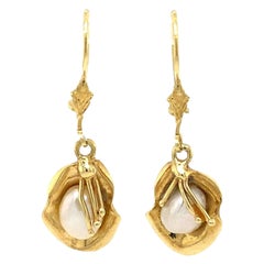 Boucles d'oreilles pendantes en or jaune 14ct avec perles d'eau douce et crochets