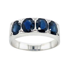 Vintage 5-Sone Oval Sapphire Ring Set in 8ct White Gold