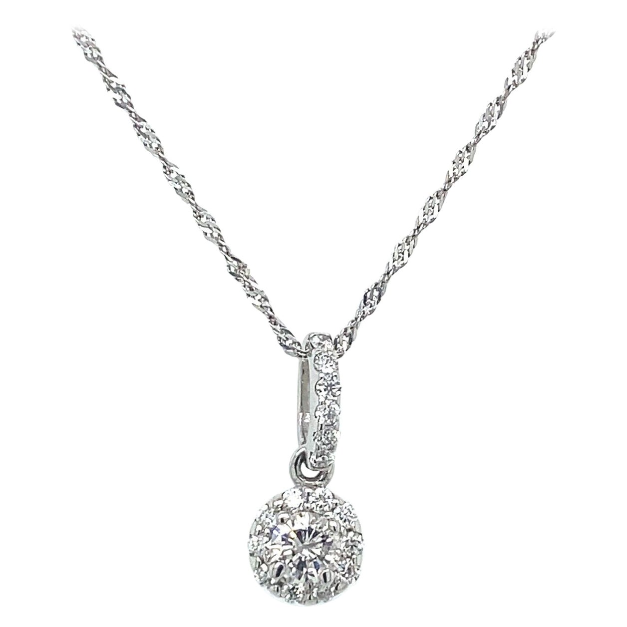 Necklace Set with 0.30ct Natural Round Brilliant Cut Diamonds in 18ct White Gold For Sale
