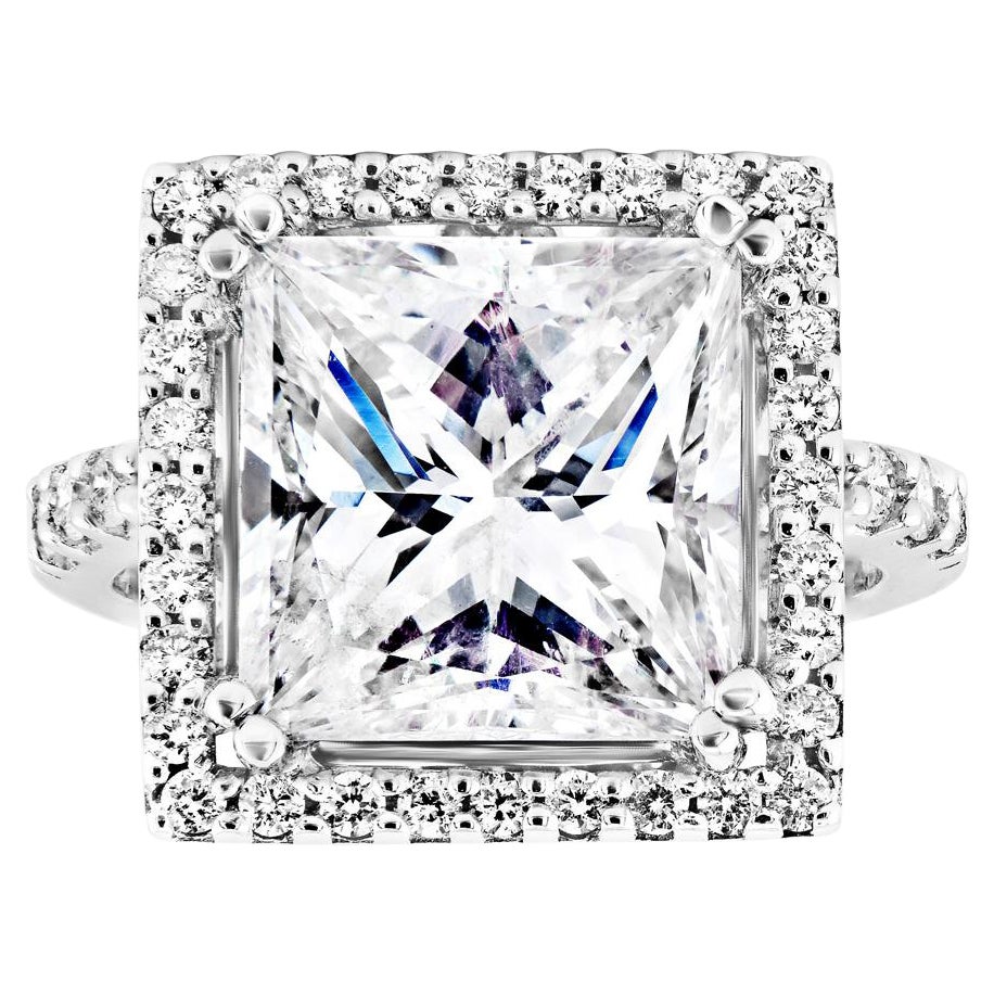 Bague de fiançailles diamant halo de 8 carats, taille princesse, certifié en vente
