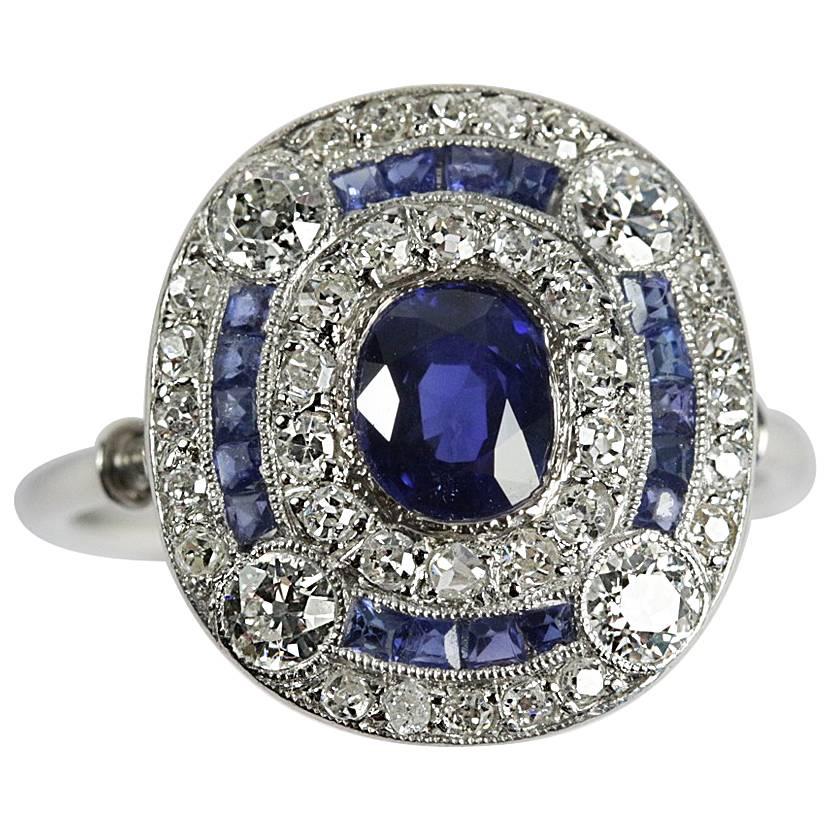 1910s French Belle Epoque Natural Sapphire Diamond Platinum Ring