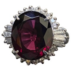 Bague de fiançailles Art déco en platine, diamant baguette, grenat rhodolite 10,07