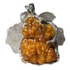 Pendentif en argent spessartine, cristals de grenat naturel orange vif, pierre précieuse brute 