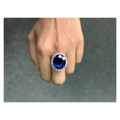 Certified 24.45 Carat Natural Royal Blue Ceylon Sapphire and Diamond Ring