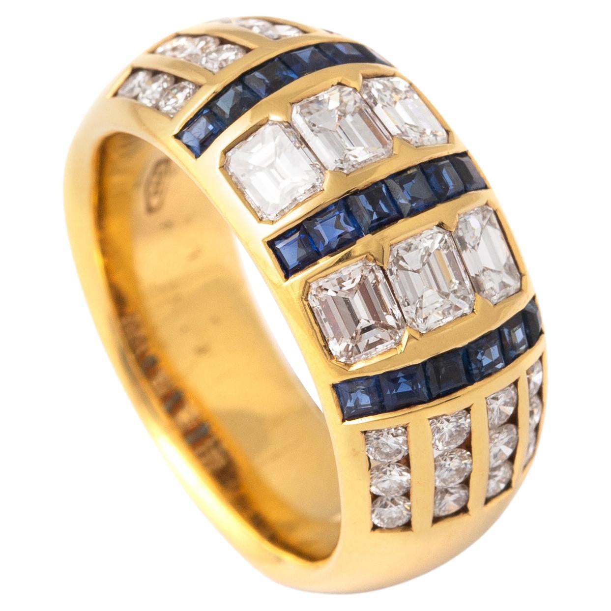 Sapphire and Diamond Yellow Gold 18K Ring For Sale