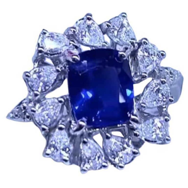 AIG Certified 2.08 Ct Unheated Ceylon sapphire Diamonds 0.89 Ct 18K Gold Ring  For Sale