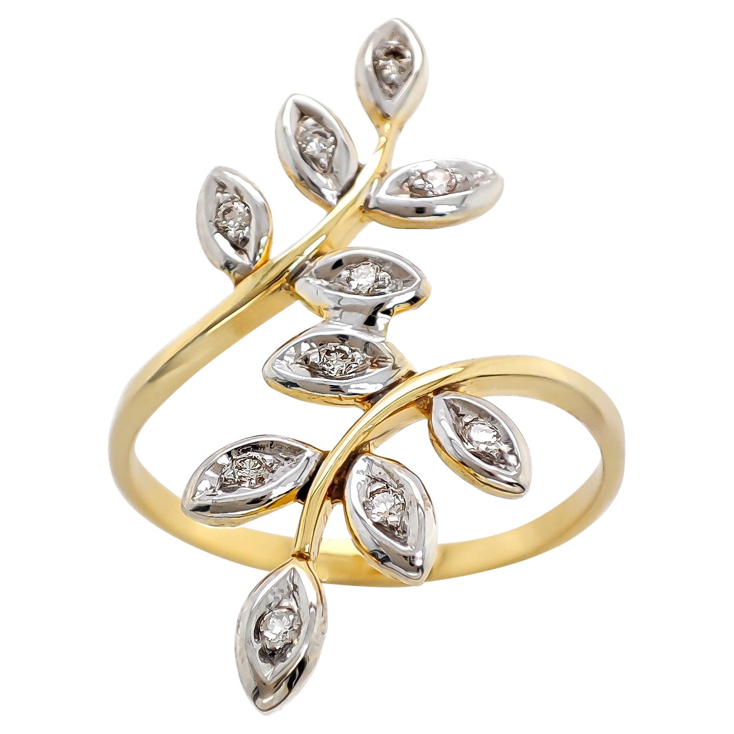 NO RESERVE PRICE  0.10Ct Round Diamond Ring 14K White & Yellow Gold