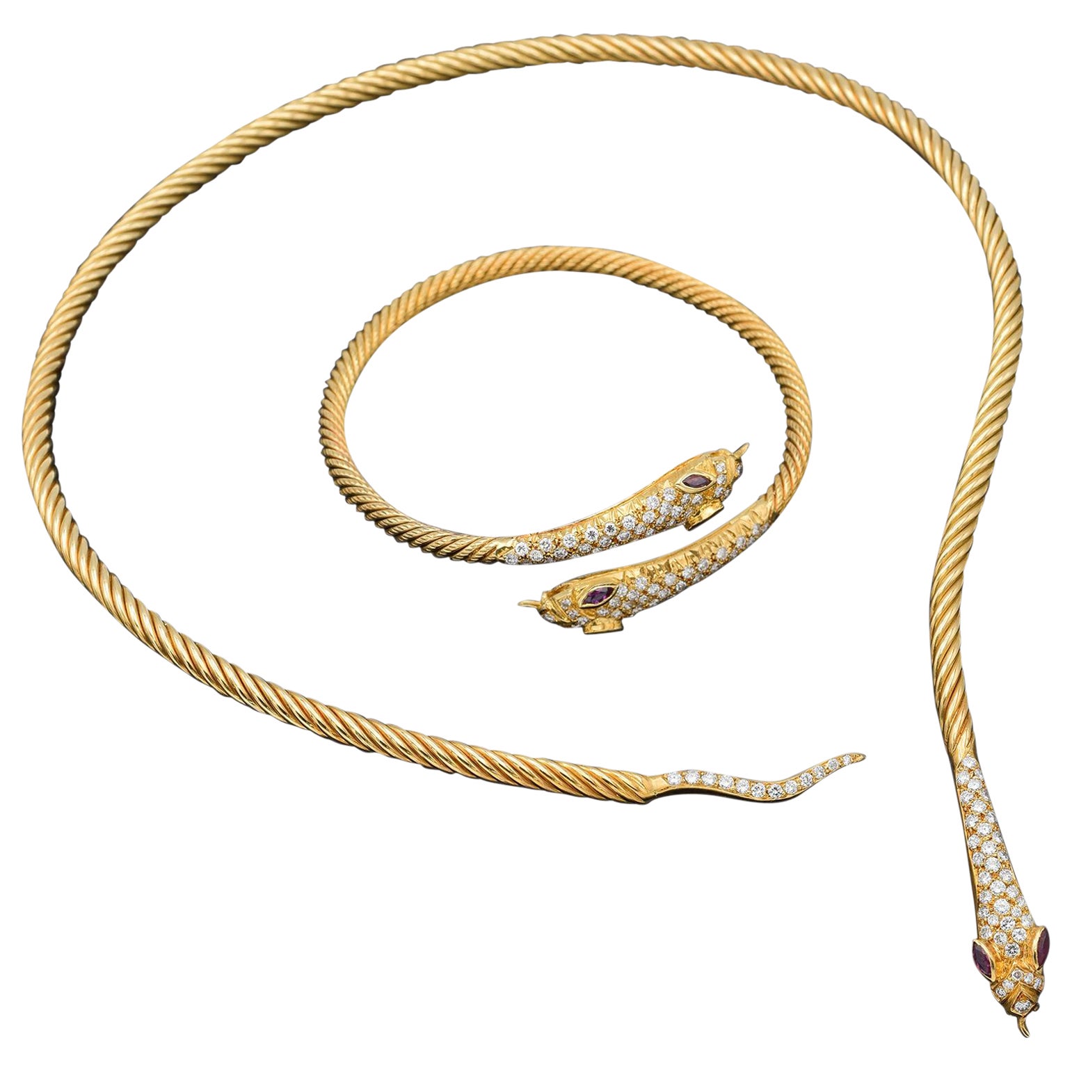 Collier et bracelet en or jaune serpent avec rubis et diamants 6.40TCW en vente