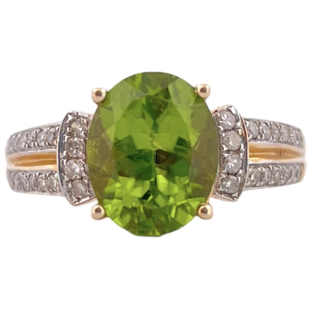Oval Peridot Ring with Diamond Accents - 14K Yellow Gold For Sale