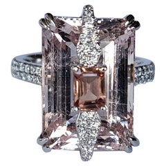 Set in 18K Gold, 15.17 carats, Morganite, Multi Sapphire & Diamond Cocktail Ring