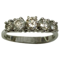 Retro 18 Karat White Gold Diamond Ring