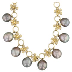 1.10ctw Diamond Flower Black Cultured Pearl Statement Necklace 18k Gold 18.5"