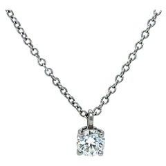 Tiffany & Co Pendentif solitaire en diamant 0,21 carat