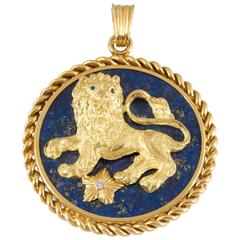1970s Van Cleef & Arpels Lapis Lazuli Diamond Gold Zodiak Pendant