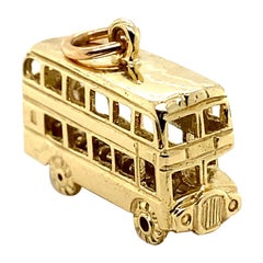 Londoner Bus-Charmband aus 14 Karat Gelbgold
