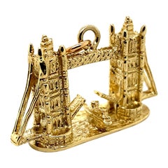 14 Karat Yellow Gold Tower Bridge Charm