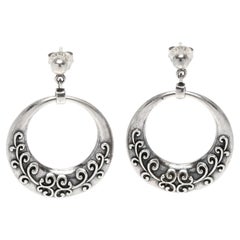 Boucles d'oreilles pendantes vintage en argent avec volutes en forme de cercles ouverts