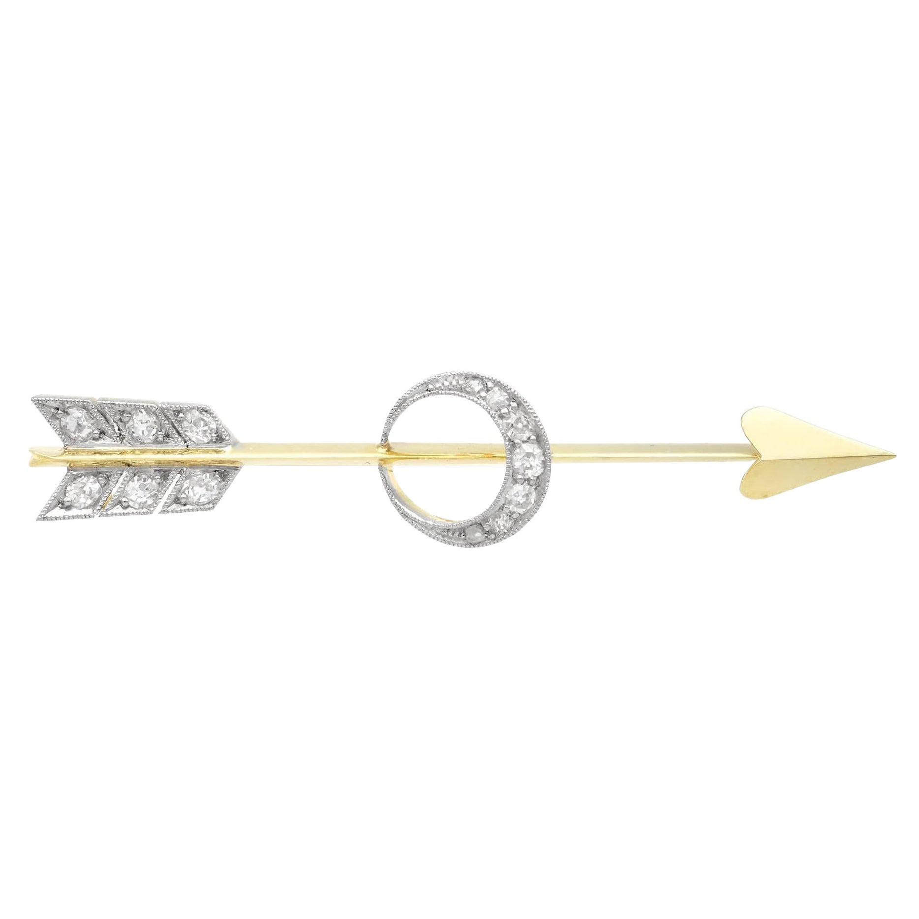 19th Century 0.29 Carat Diamond and 15K Yellow Gold Arrow Brooch For Sale