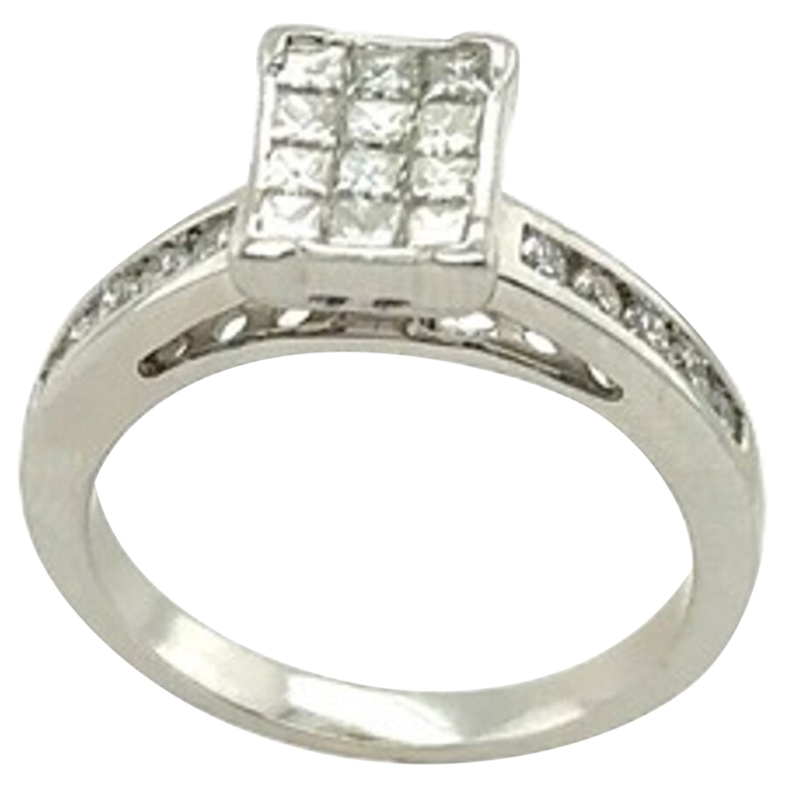 Classic Princess Cut Diamond Ring Set with 0.85ct of Diamonds in 18ct White Gold For Sale