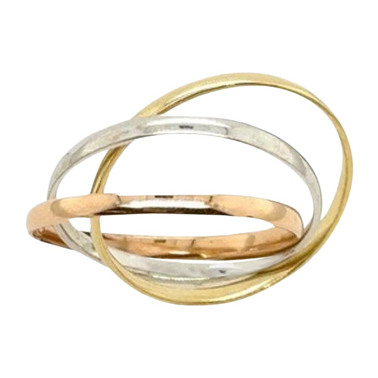 9ct Gold 3 Colour Ladies Russian Ring with 2mm Wide Bands For Sale