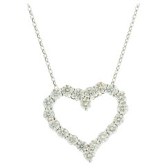 14 Karat Weißgold Diamant-Halskette mit offenem Herz