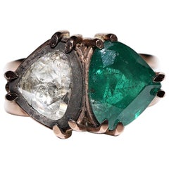 Original Vintage Original 8k Gold Natürlicher Rosenschliff Diamant und Smaragd Dekorierter Ring