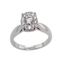 Anillo solitario de diamantes clásico de oro blanco de 18 ct con diamantes de 0,33 ct F/VS