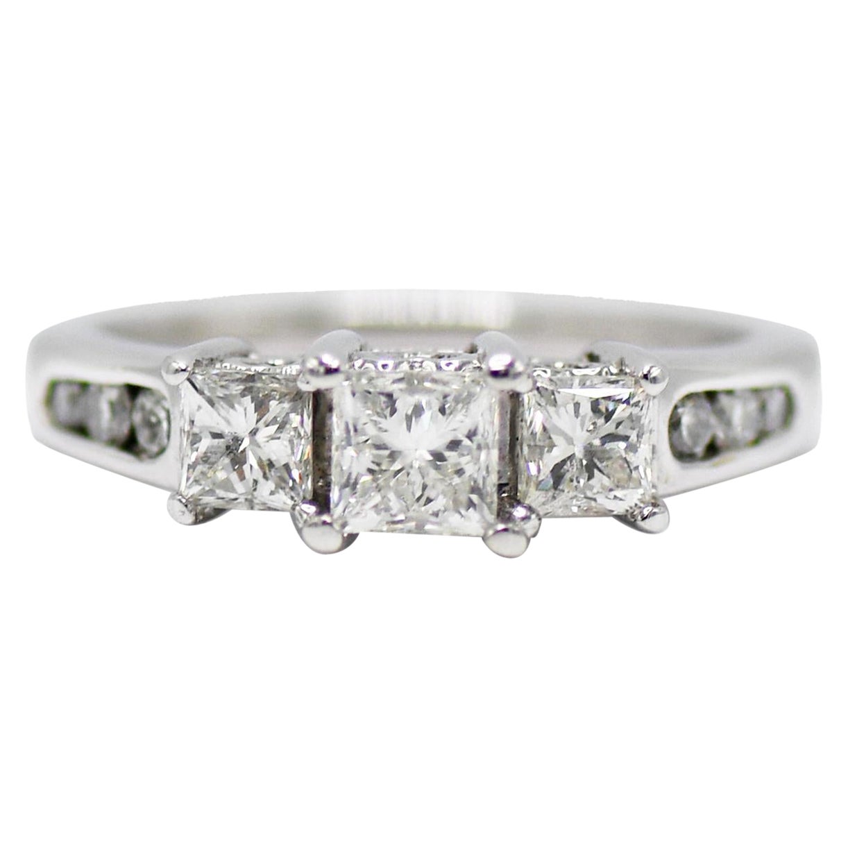 14K White Gold Diamond Engagement Ring 1.25TDW, 4.5g For Sale