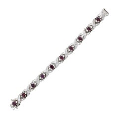 Bracelet en platine avec rubis rouge violacé de 9,02 carats et diamants