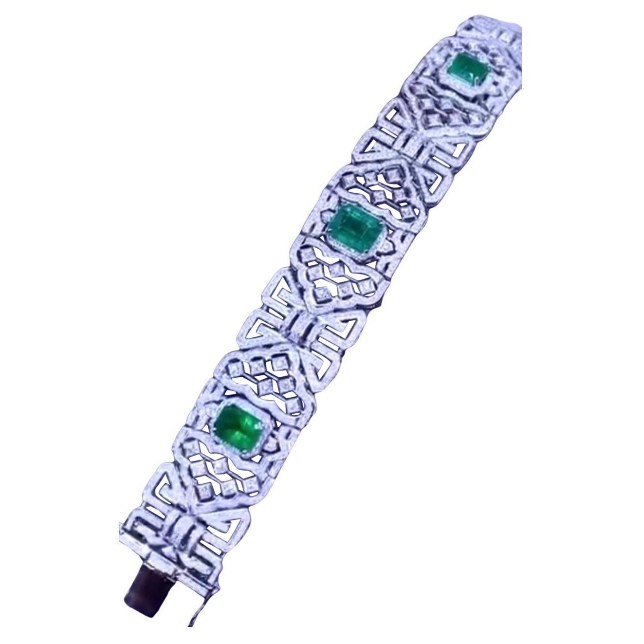 AIG Certified 12.79 Carats Zambian Emeralds  5.16 Ct Diamonds 18K Gold Bracelet  For Sale