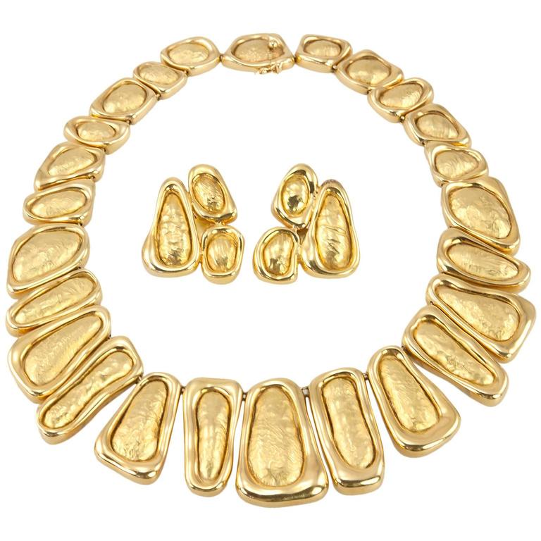 Tiffany and Co. Abstract Gold Necklace and Earring Set For Sale at